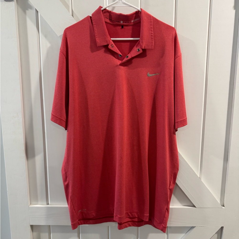 “Nike Tiger Woods Polo - XL | Premium Golf Wear”